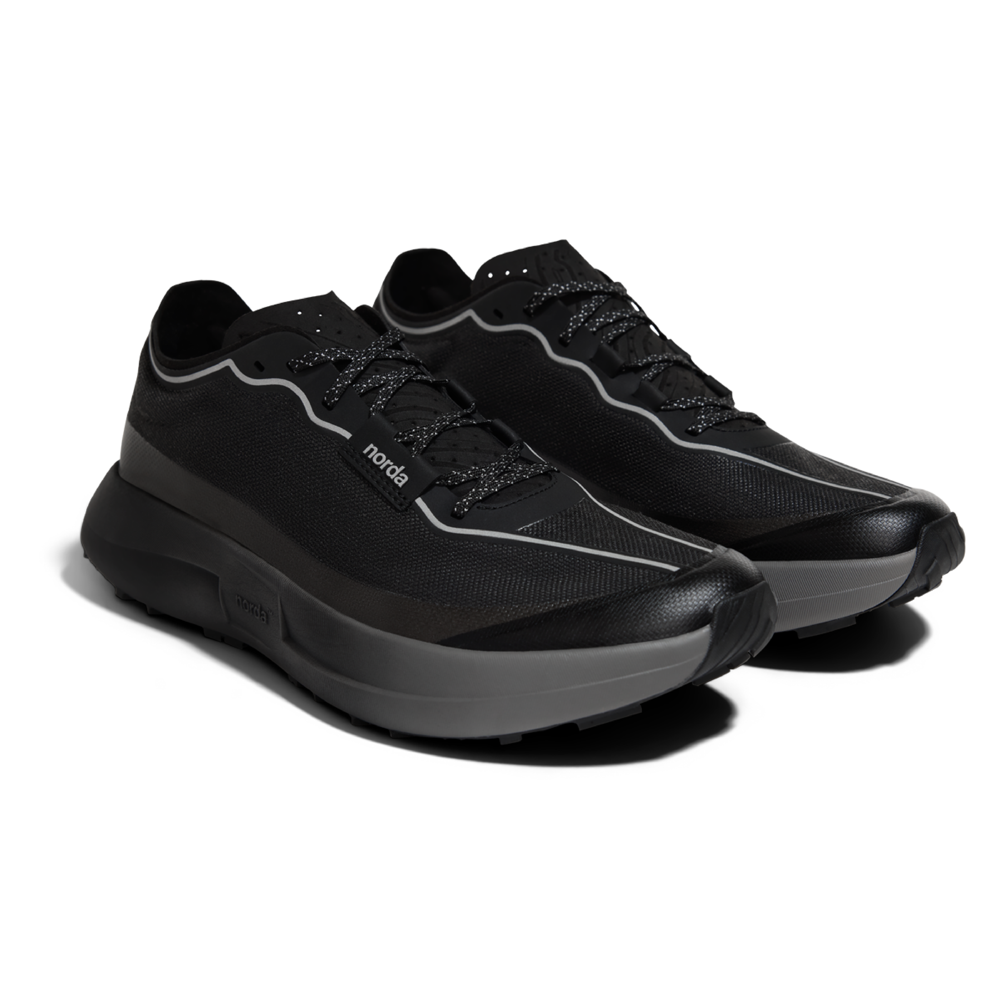 norda - 005 - Stealth Black