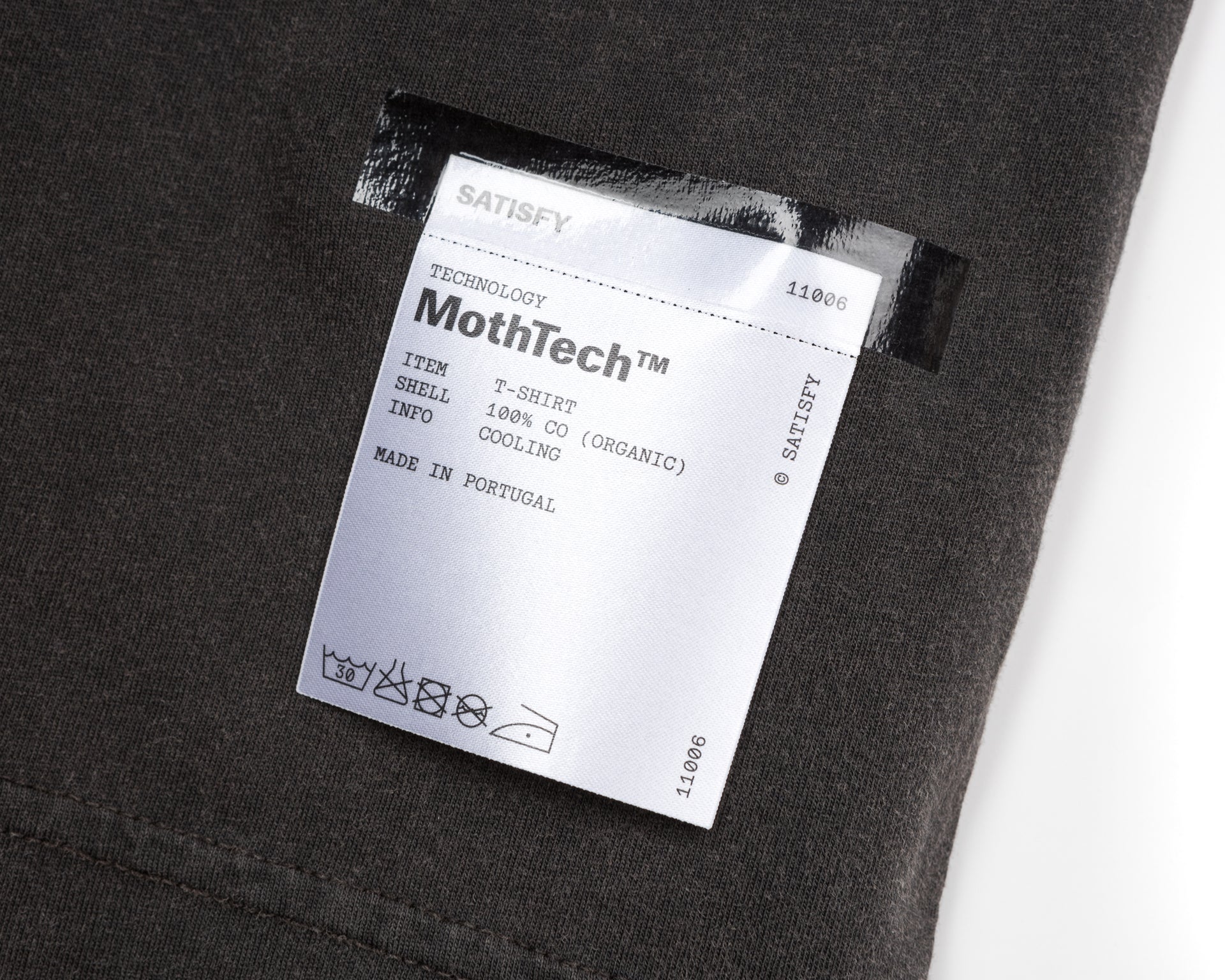 SATISFY - MothTech™ T-Shirt  - Aged Black Satisfy Running