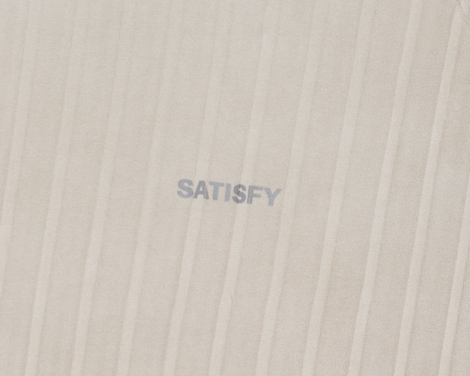 SATISFY - AuraLite Pleated T-Shirt - Mineral Dune