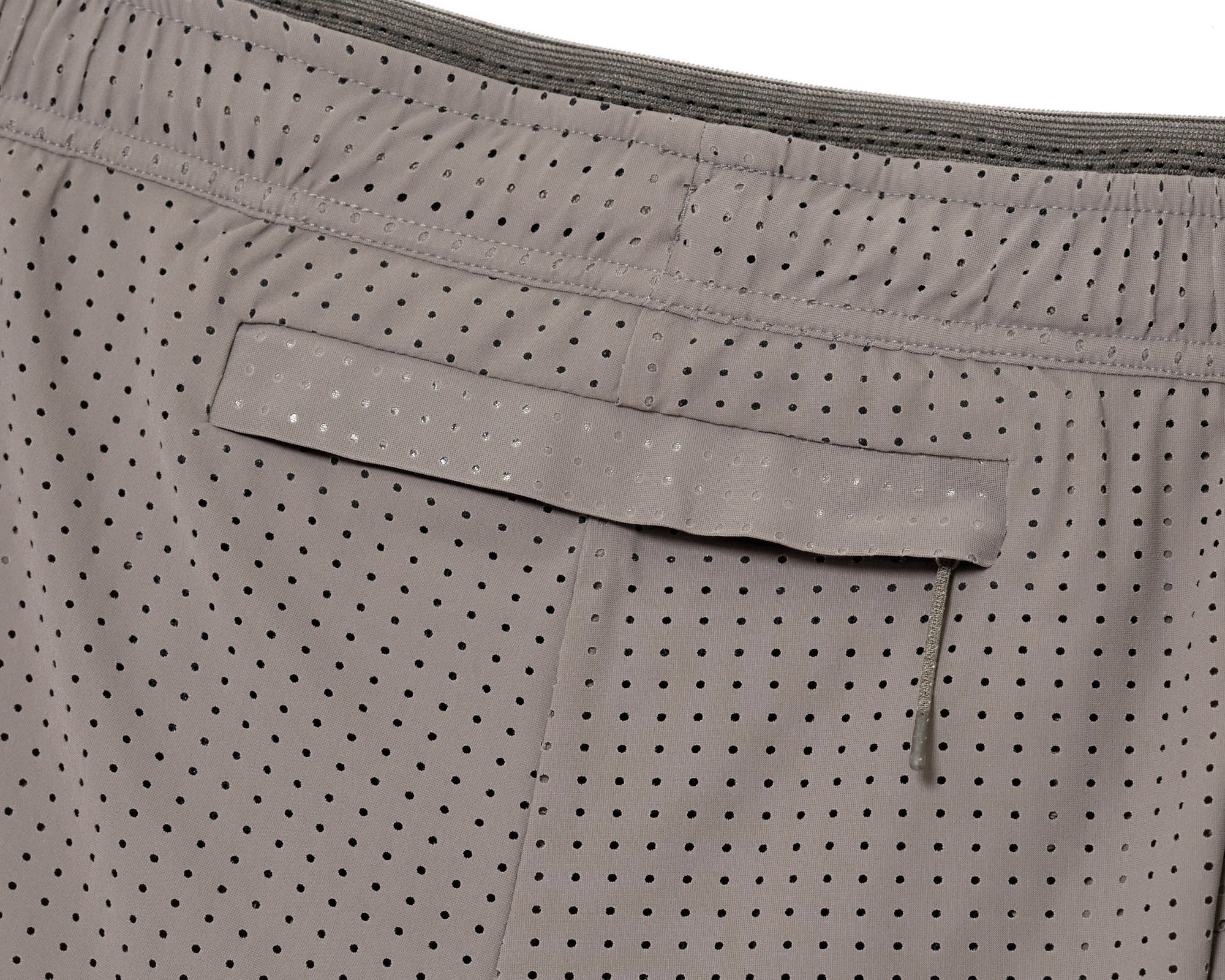 SATISFY - Space-O 2.5 Distance Shorts - Taupe