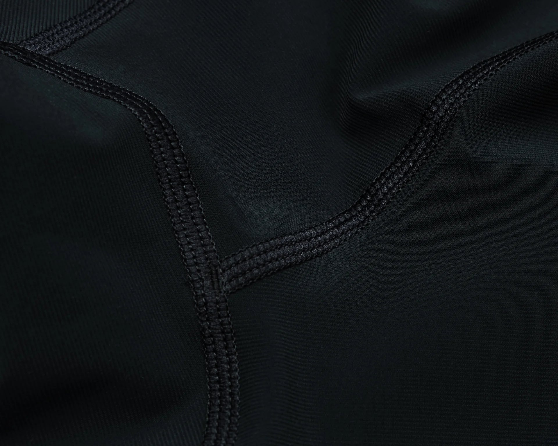 SATISFY - TechSilk Evo 9 Half Tights - Black