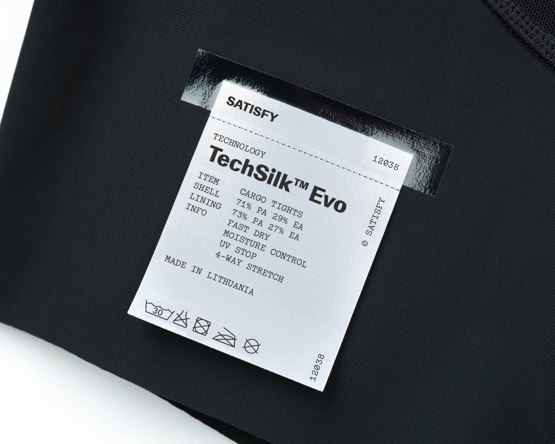 SATISFY - TechSilk Evo 9 Half Tights - Black