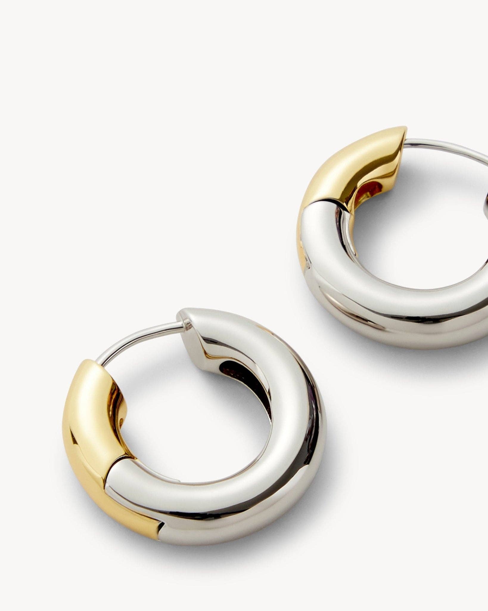 MACHETE - 3/4 Chunky Hoops - Silver