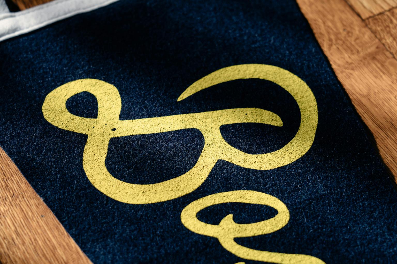 Tracksmith - Pennant