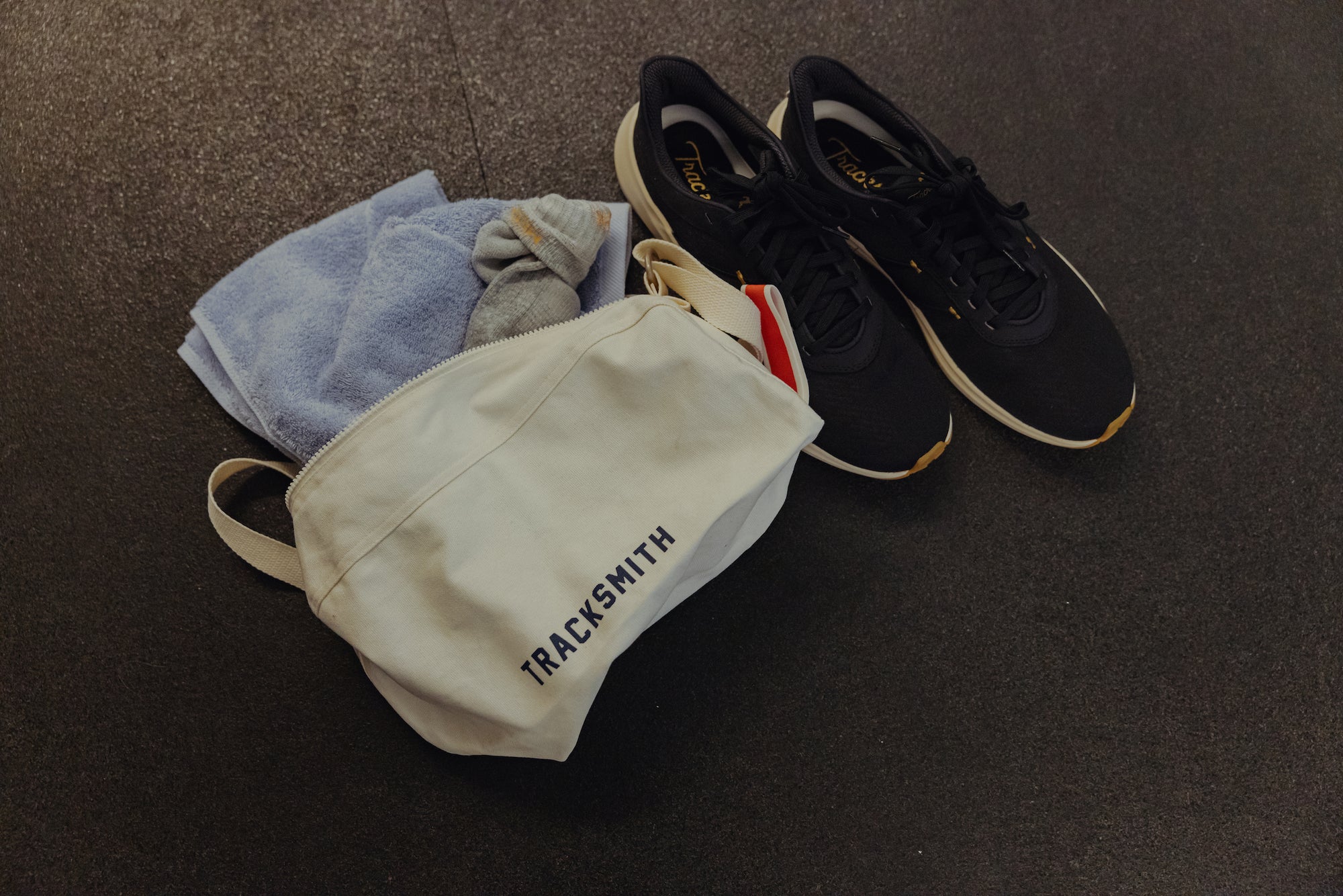 Tracksmith - Shoe Bag - Navy/Ivory