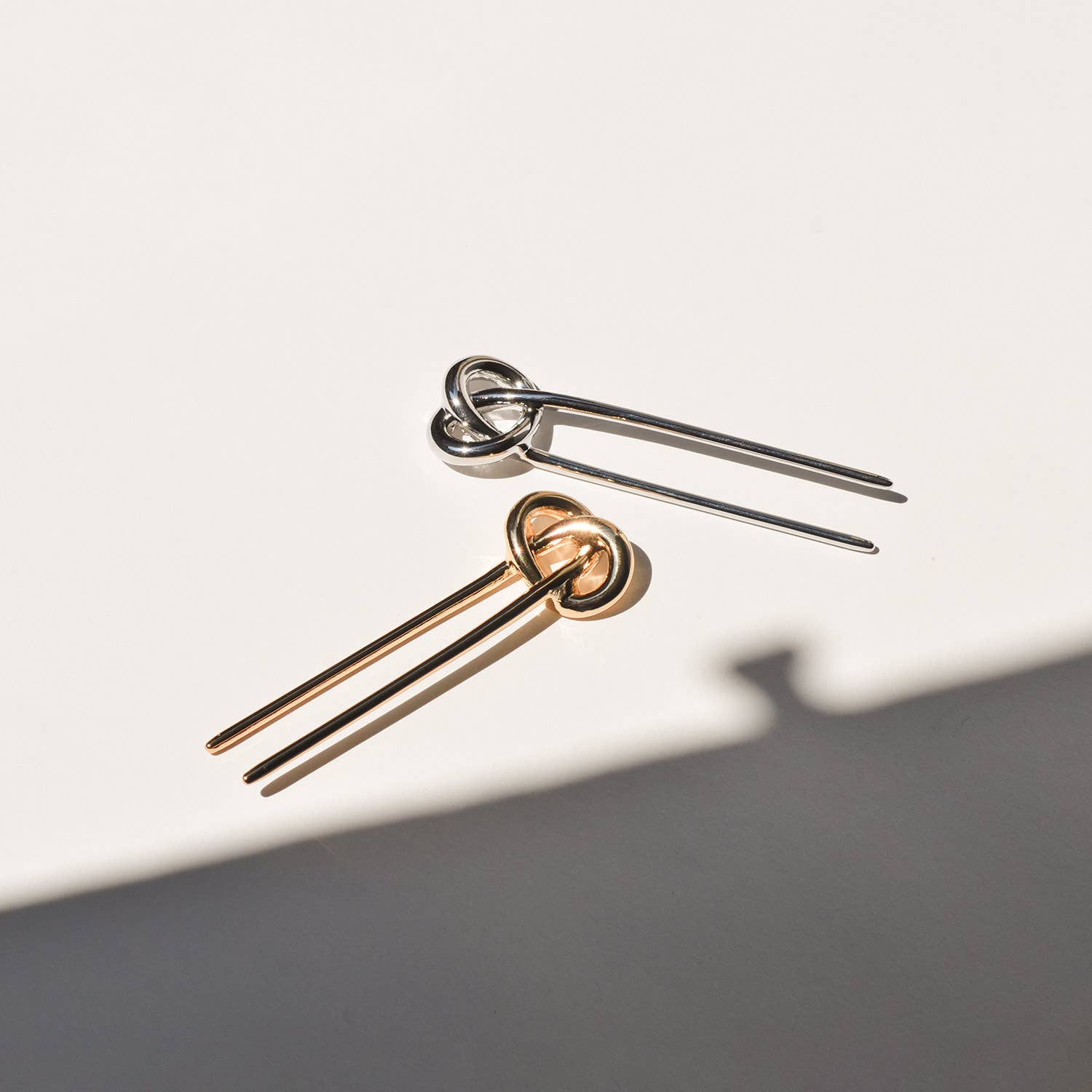 nar'sha - Knot-shaped Hair Stick - Silver