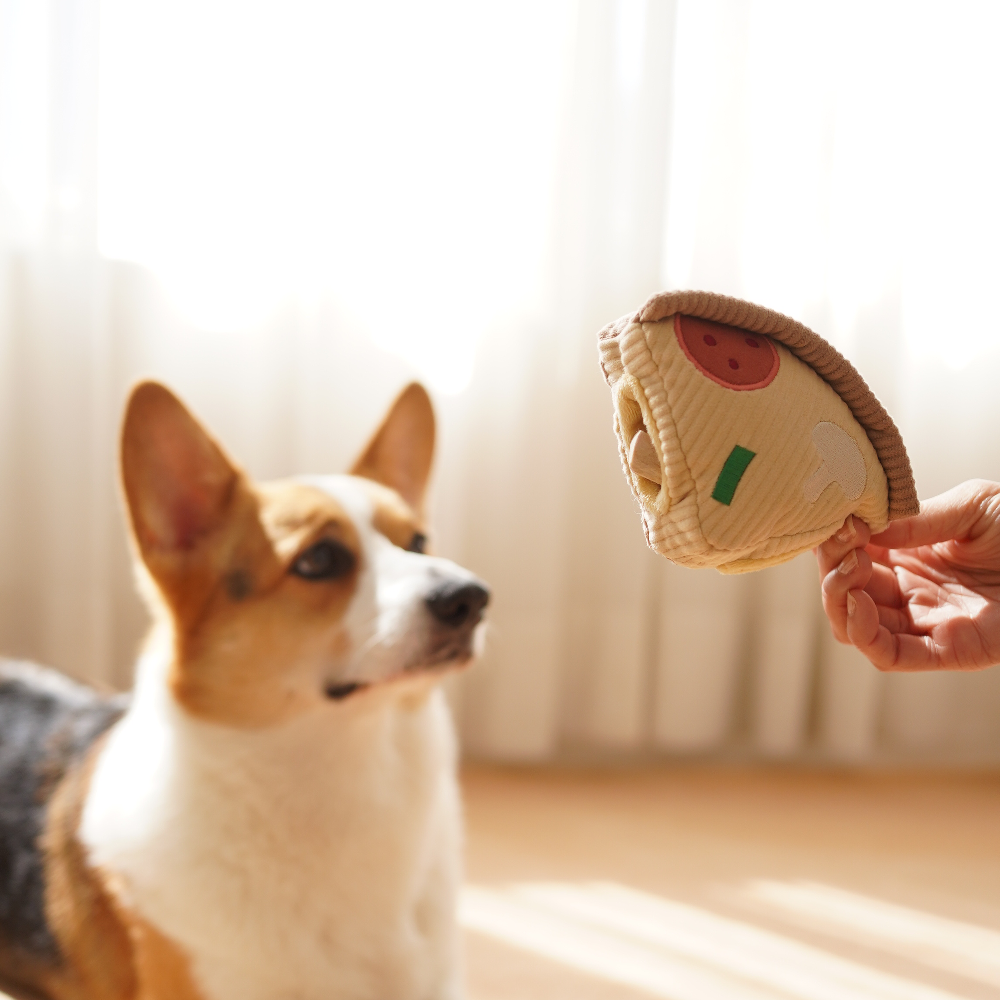 Lambwolf Collective - Enrichment Dog Toy - Deep Dish Pizza