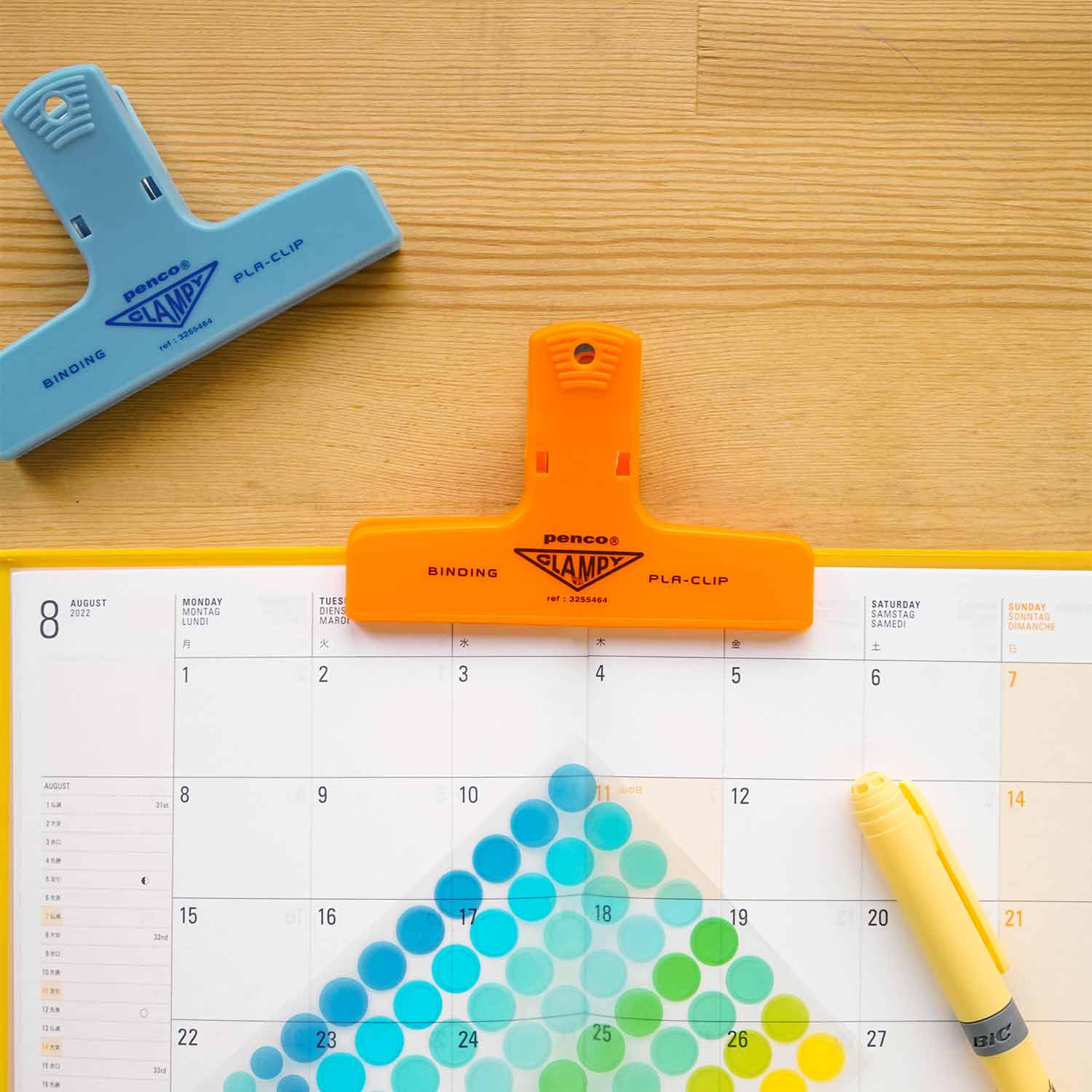 Penco - Plastic Clip - Clear Black