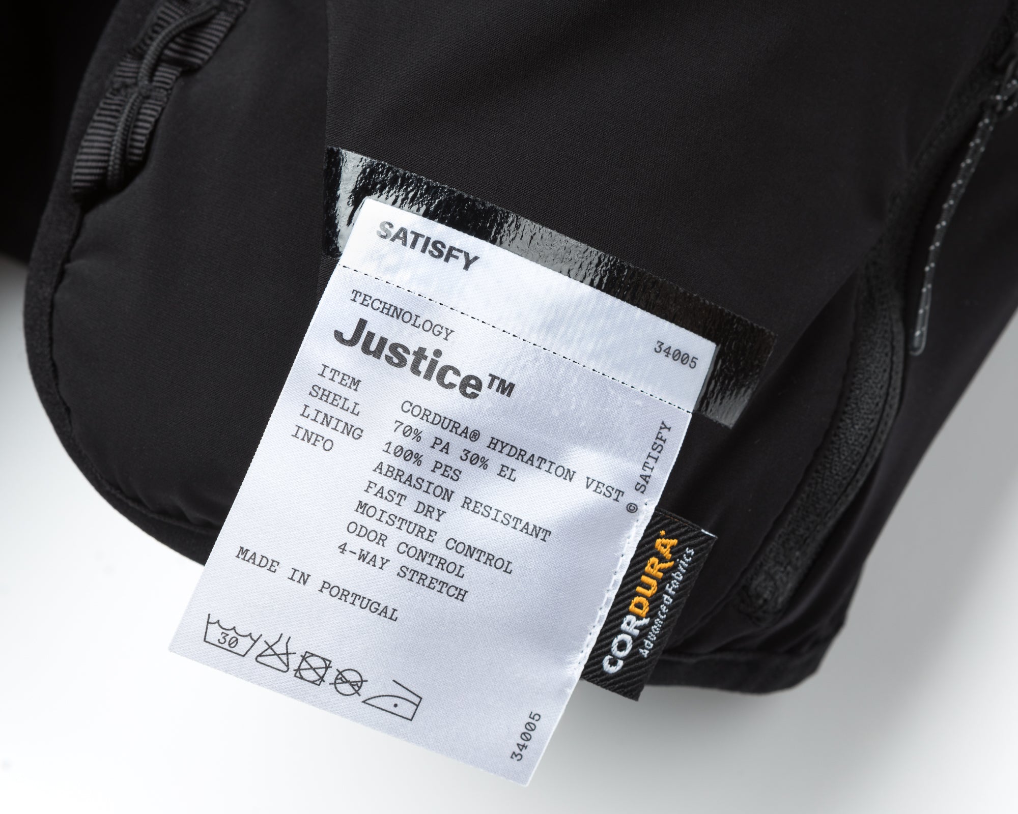 SATISFY - Justice Cordura 5L Hydration Vest - Black II