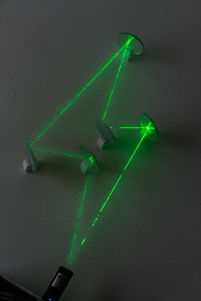 Laser (Class IIIR)