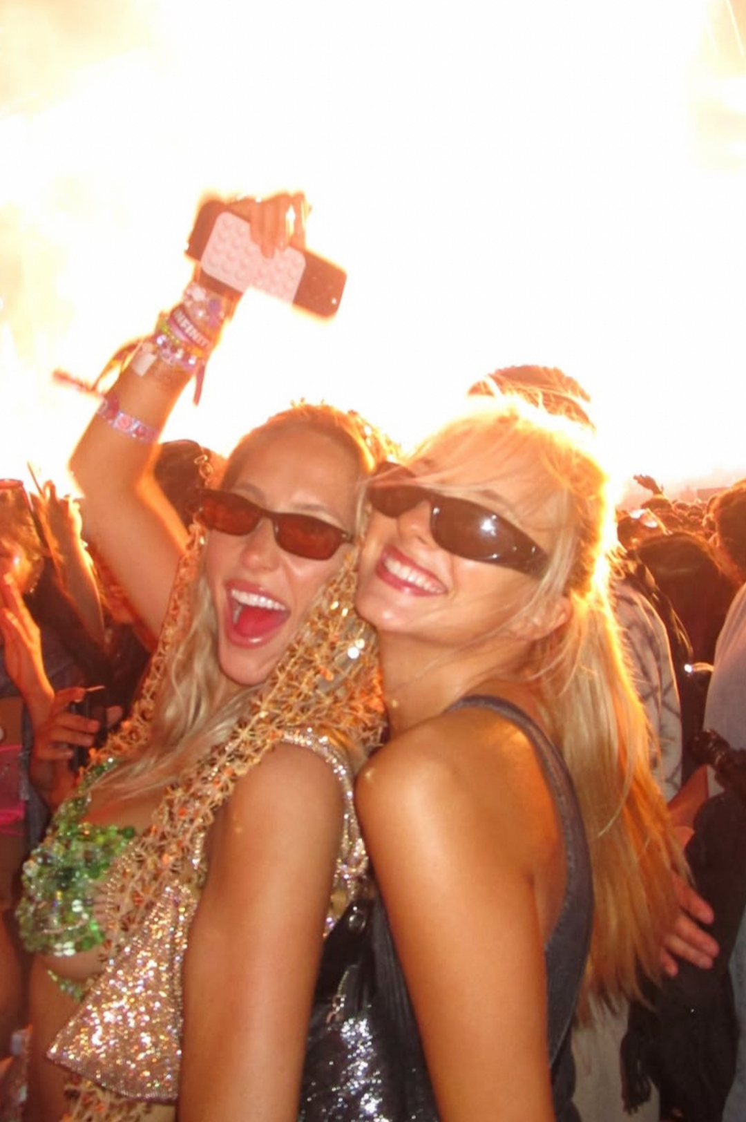 INDY - Joey Square Sunglasses - Black
