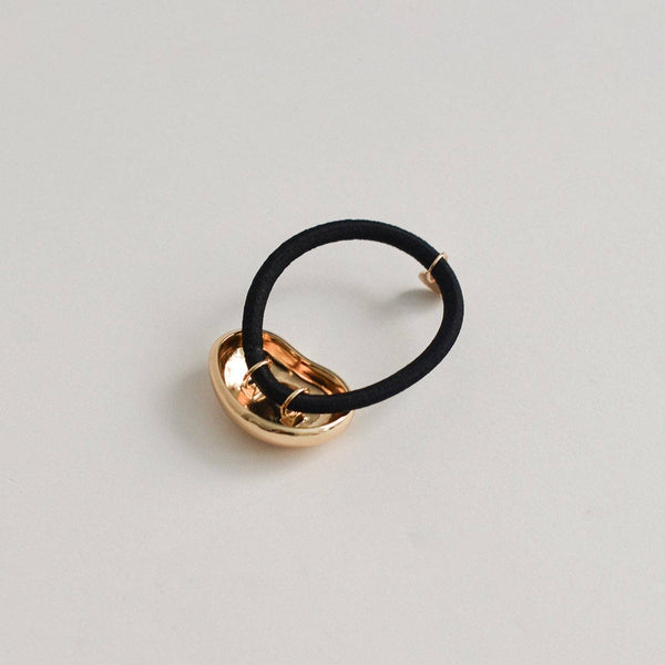 nar'sha Pebble-Shaped Metal Cuff Hair Tie Gold
