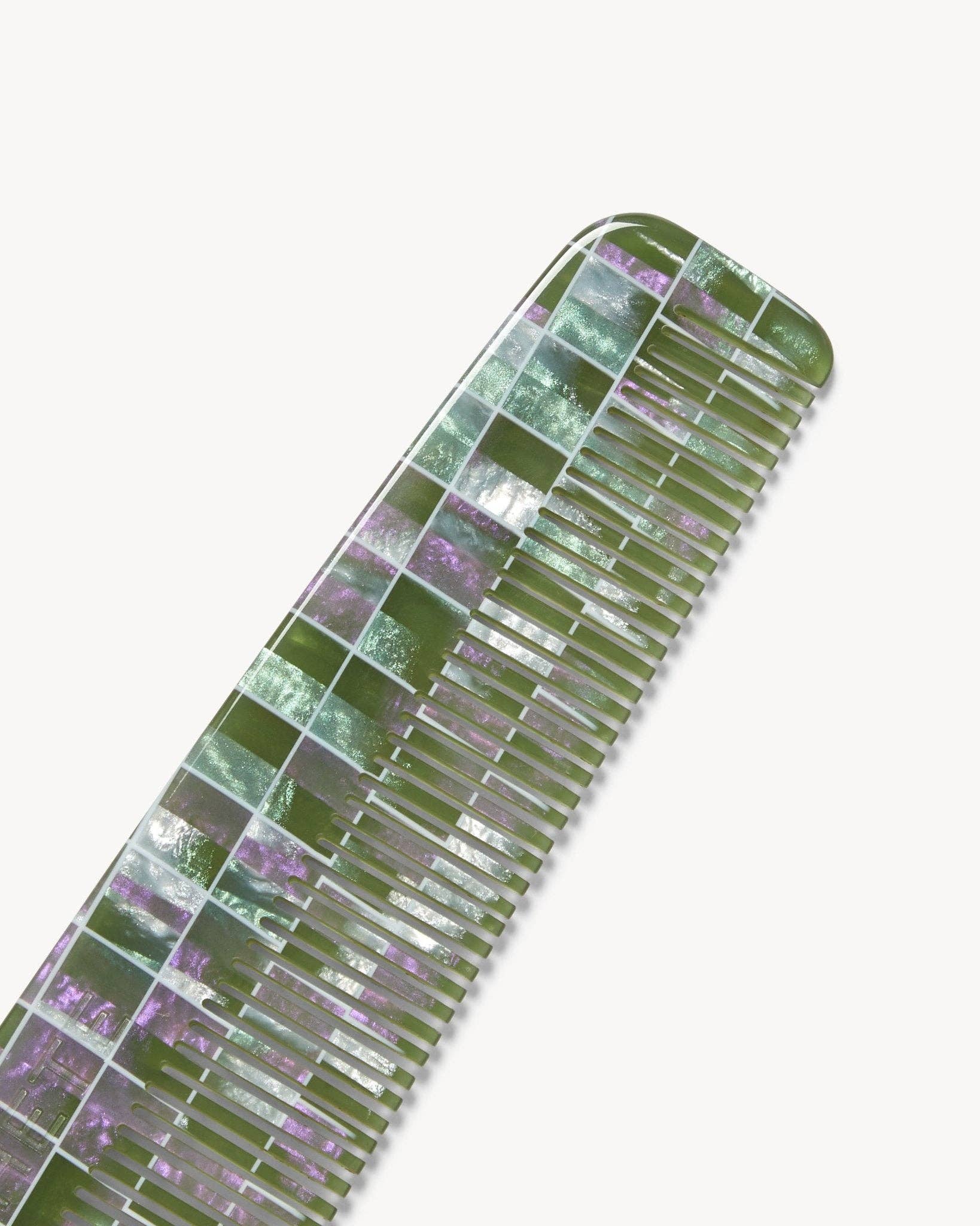 MACHETE - No. 1 Comb - Vert Shell Checker
