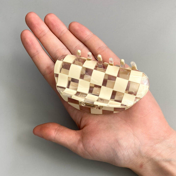 CHUNKS - Checker Claw in Clear