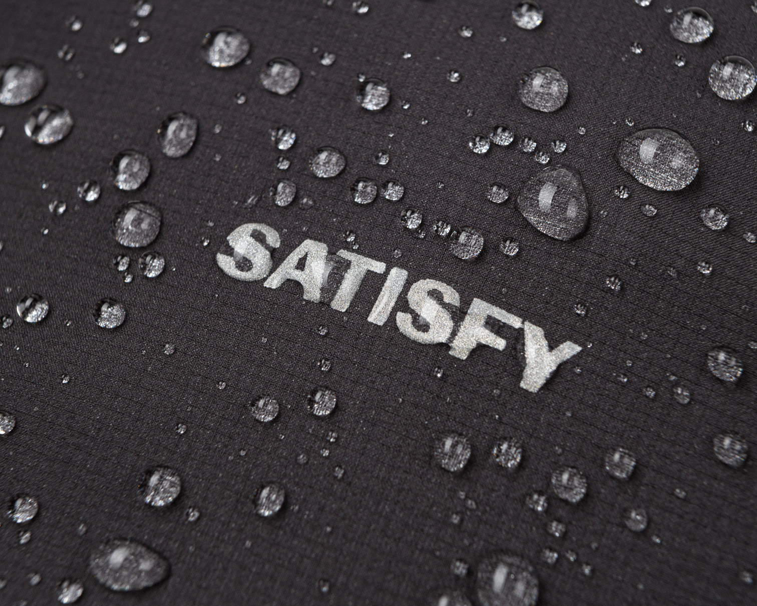 SATISFY - Pertex® 3L Rain Cap - Black