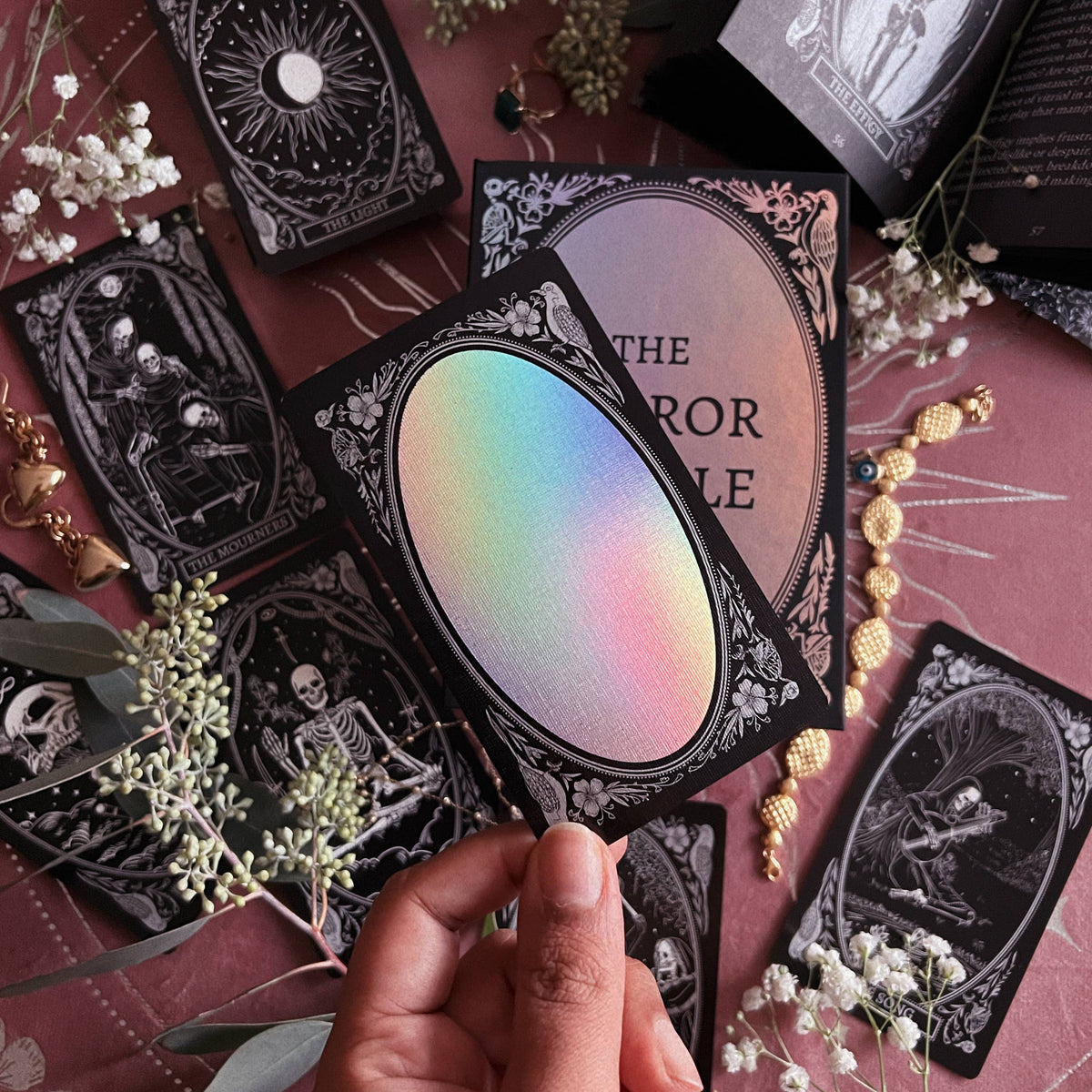 The Mirror Oracle
