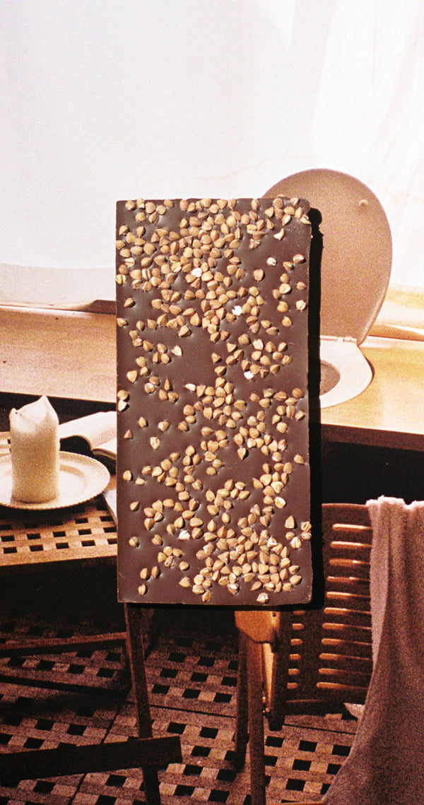 Casa Bosques x Apartmento - Dark Chocolate 72% - Toasted Buckwheat