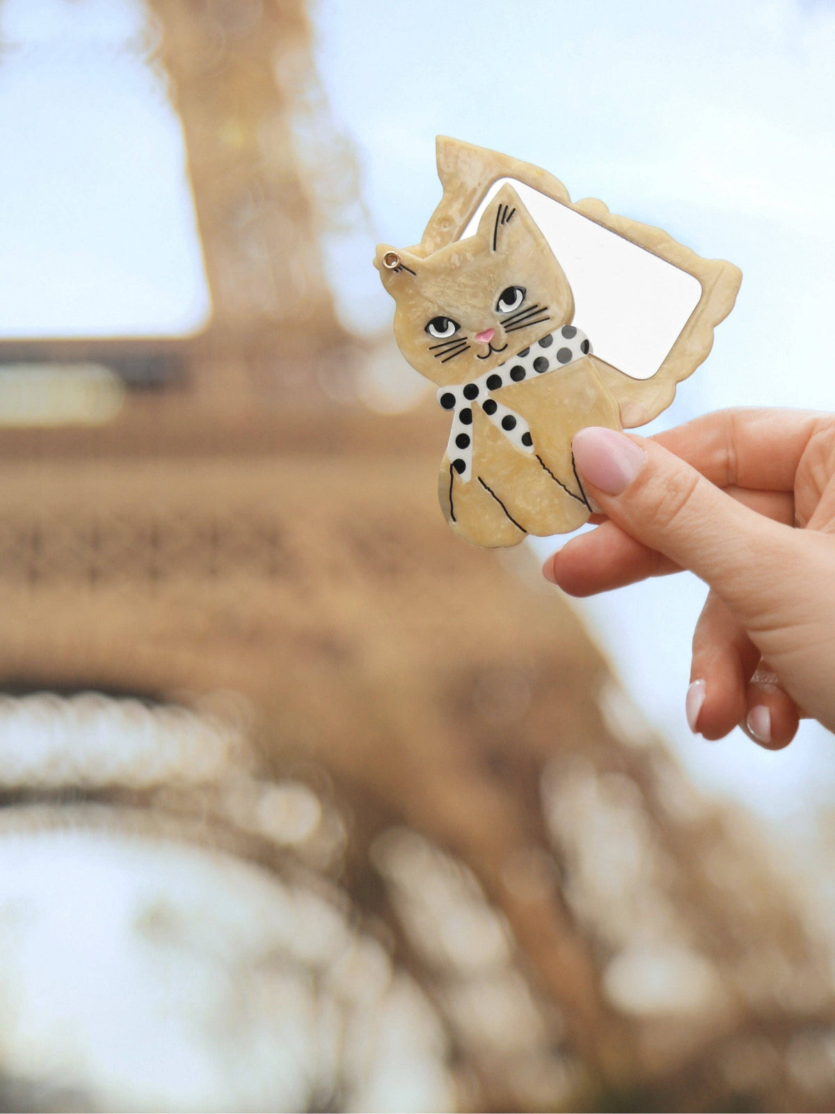 Solar Eclipse - Compact Mirror - Scarf Kitten