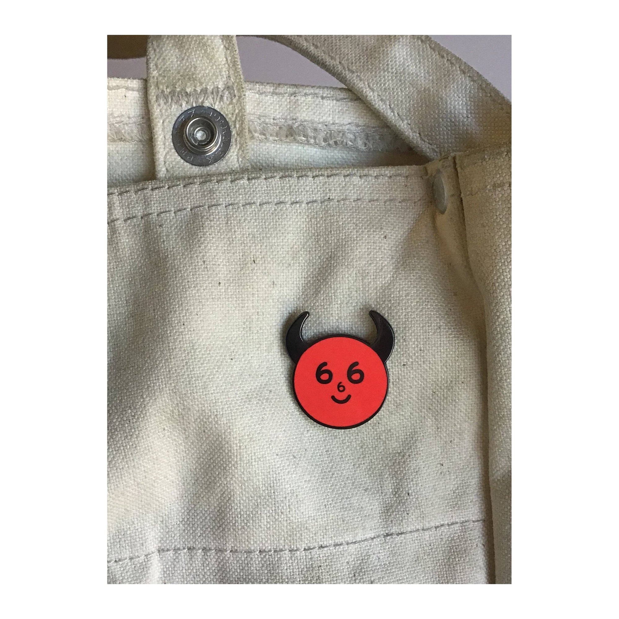 AMBIENT FRIEND - 666 Devil Pin