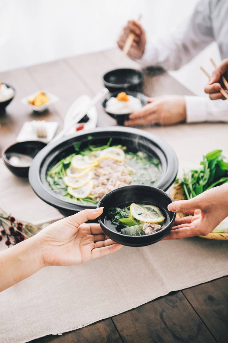 Hario - Donabe Ceramic Cooking Pot