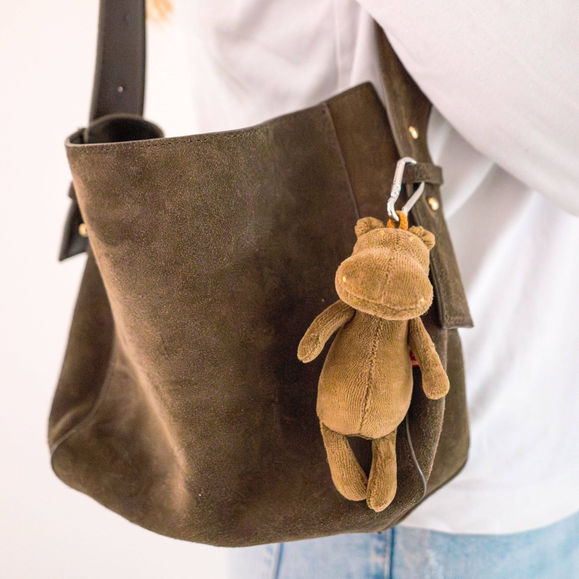 ADADA -  Key Charm - Momo, The Hippo