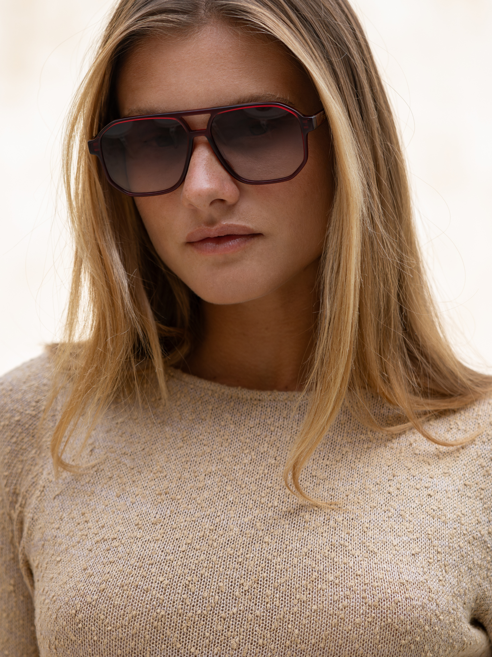 FREYRS - Billie Sunglasses - Dark Cherry