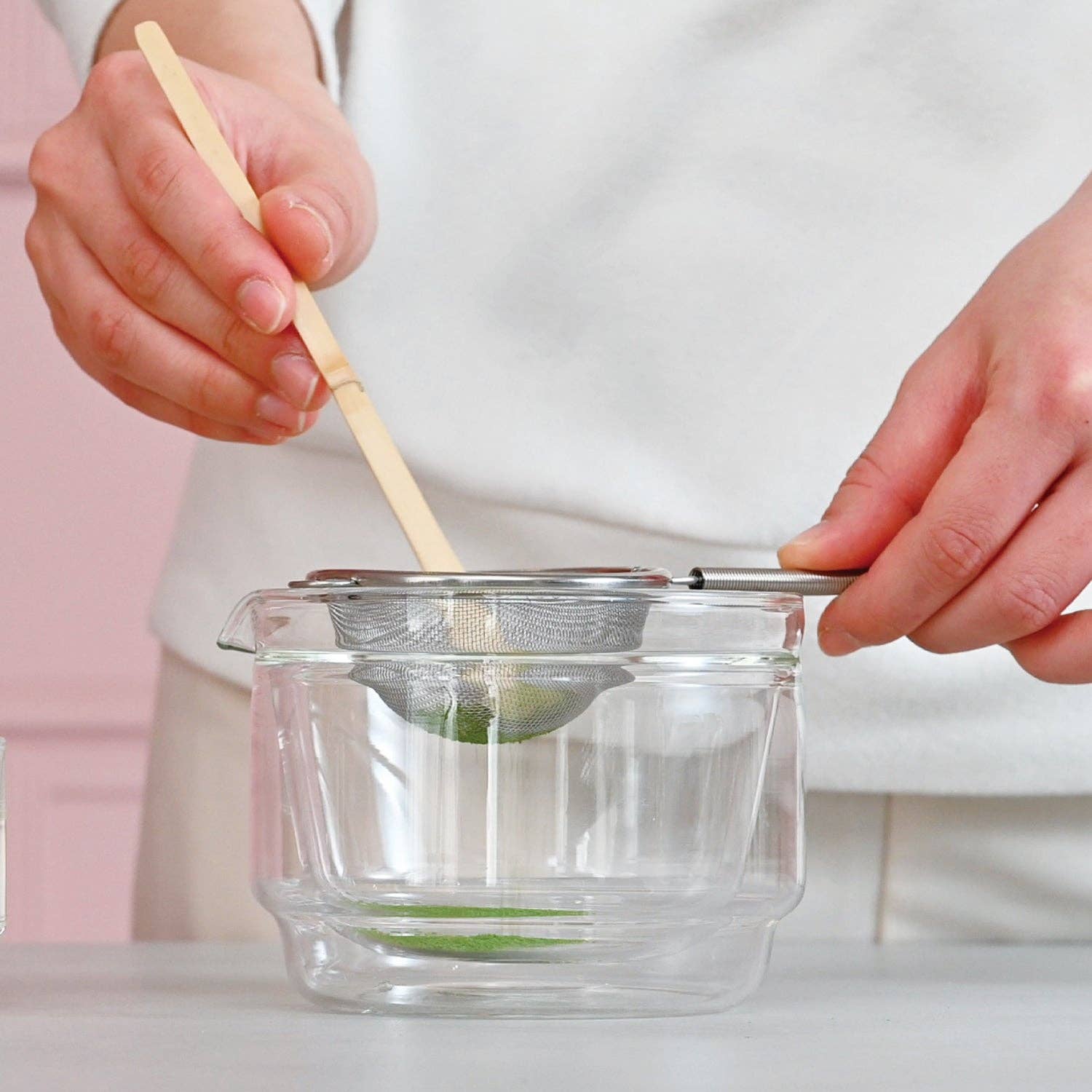 Hario - Double-Walled Matcha Bowl 300mL - Clear