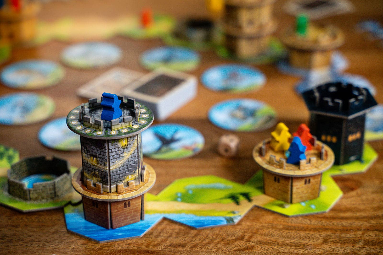Capstone Games - Wandering Towers: The Magic Tower
