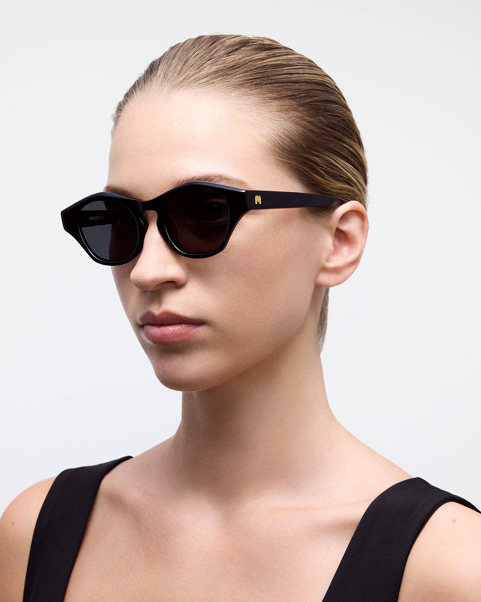 MACHETE - Olympia Sunglasses - Perle Noir