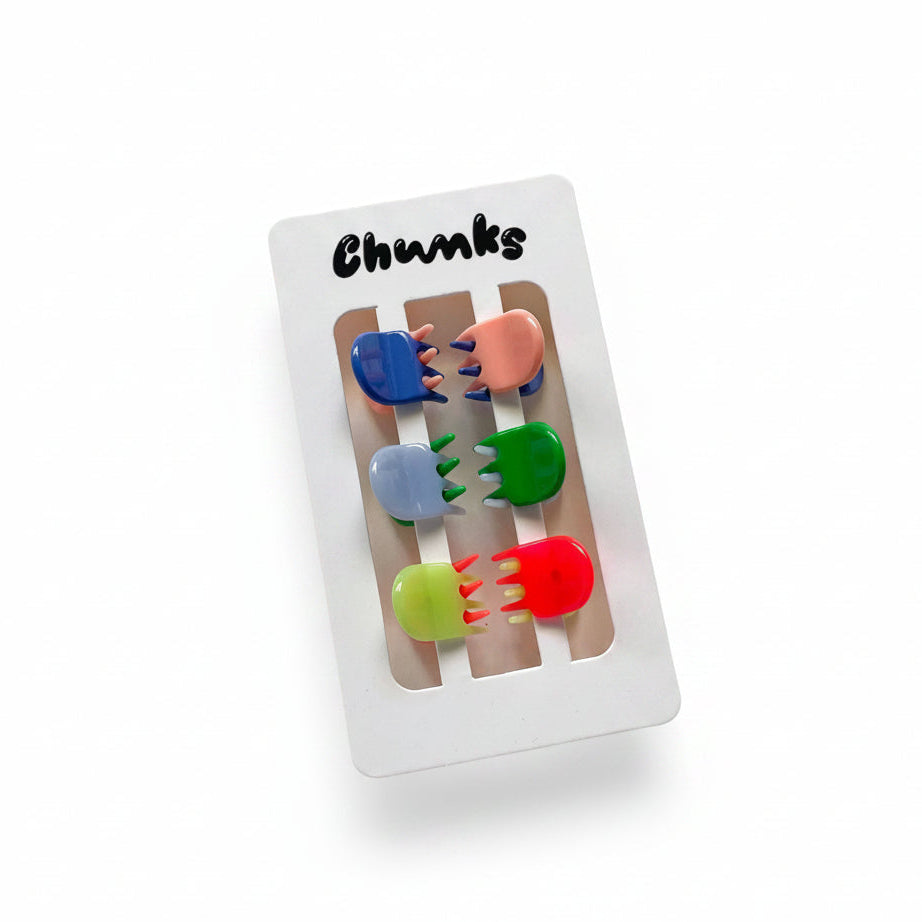 CHUNKS - Micro Claws in Play