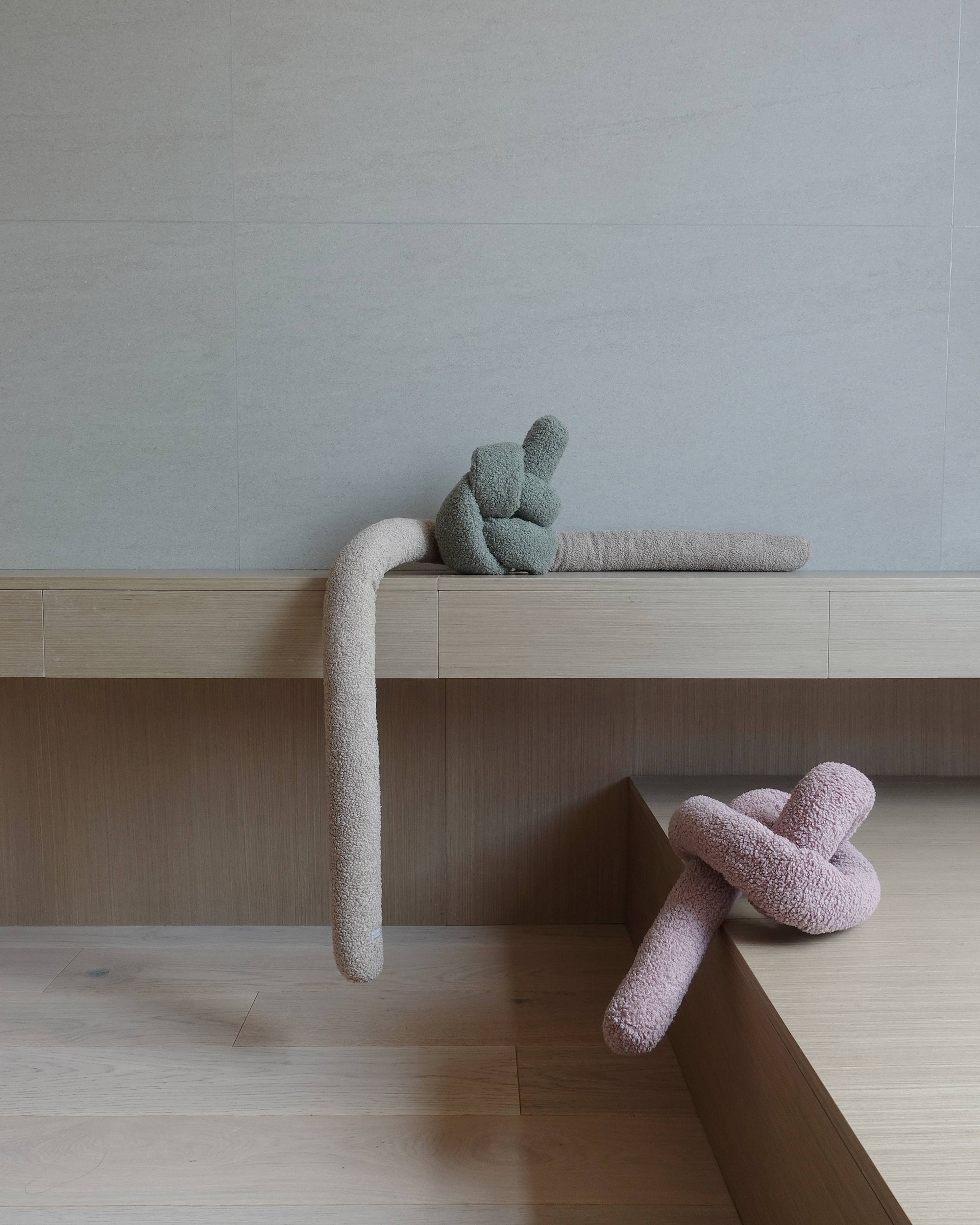 Lambwolf Collective - O Nou Enrichment Toy - Oversized Oat