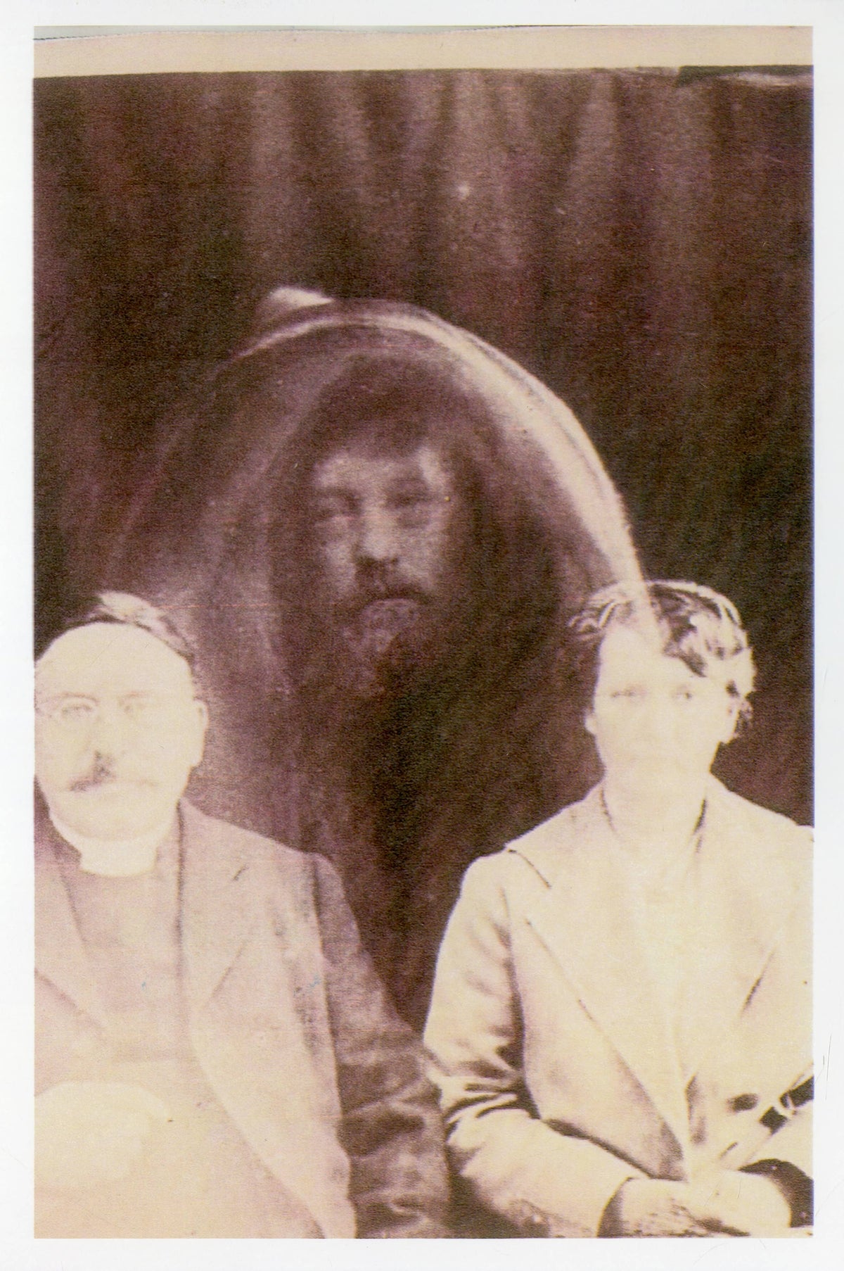 Exploring Physical Mediumship by Elaine Kuzmeskus