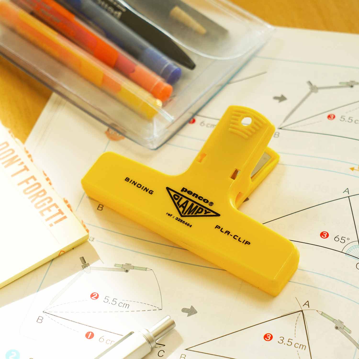 Penco  - Plastic Clip - Clear