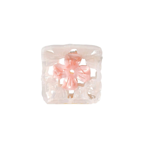 Granny Square Claw Clip - Strawberry Milkshake