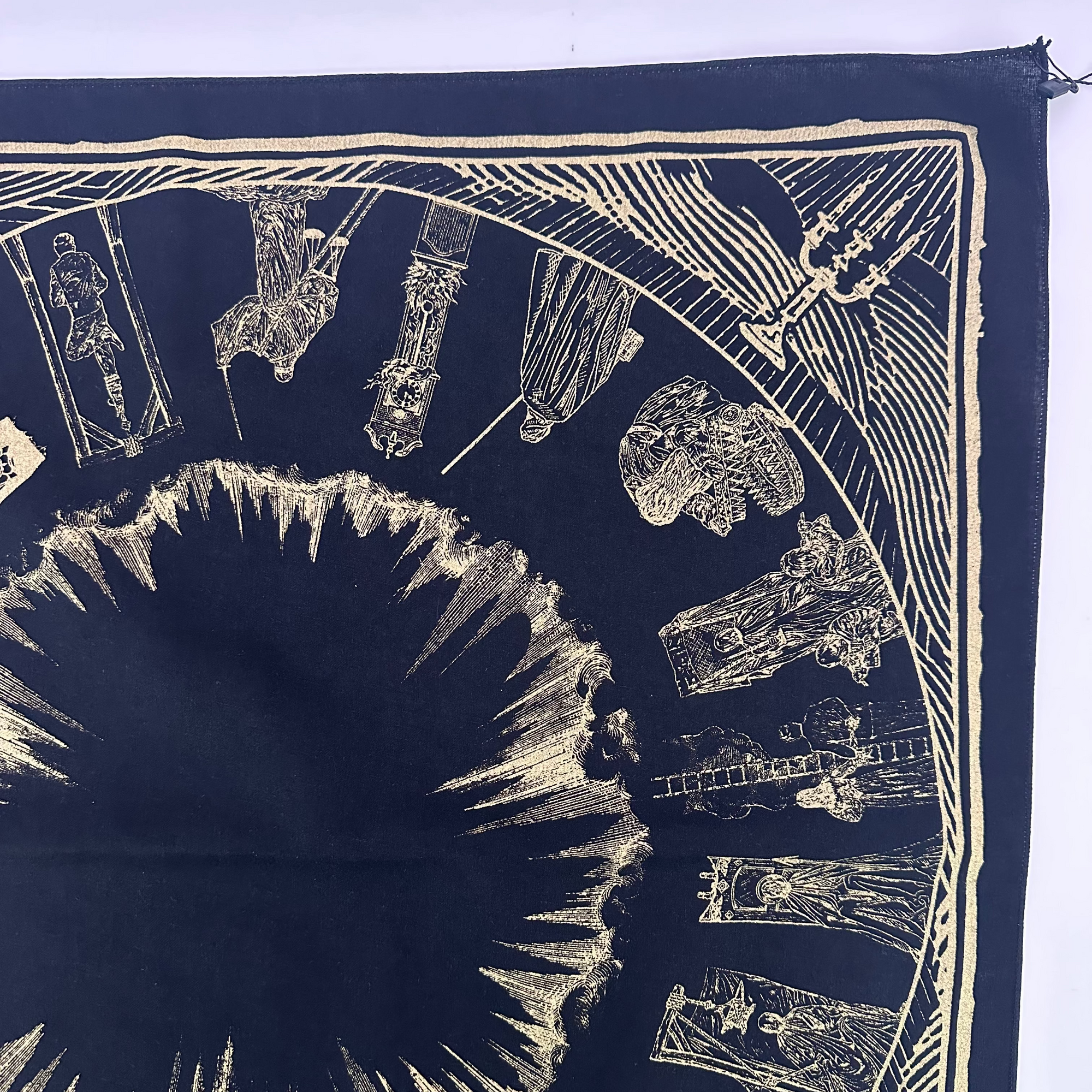 The Somnia Tarot Spread Cloth - "The Journey" - Black