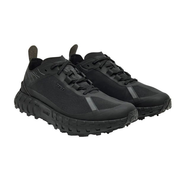 norda - 001A - Stealth Black
