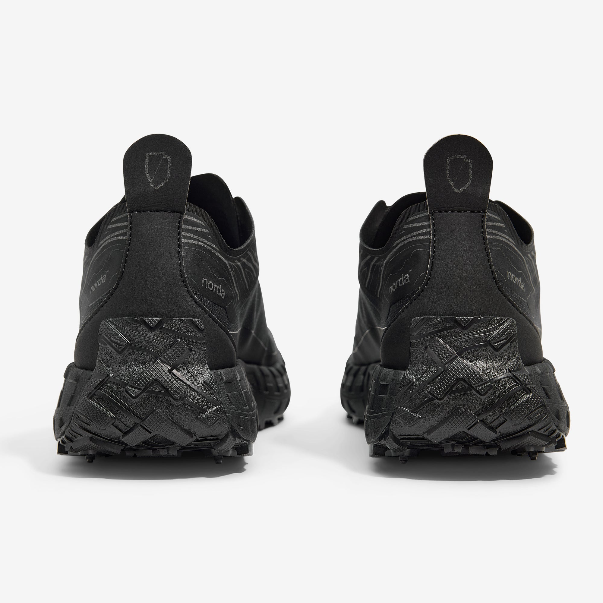 norda - 001A - Stealth Black