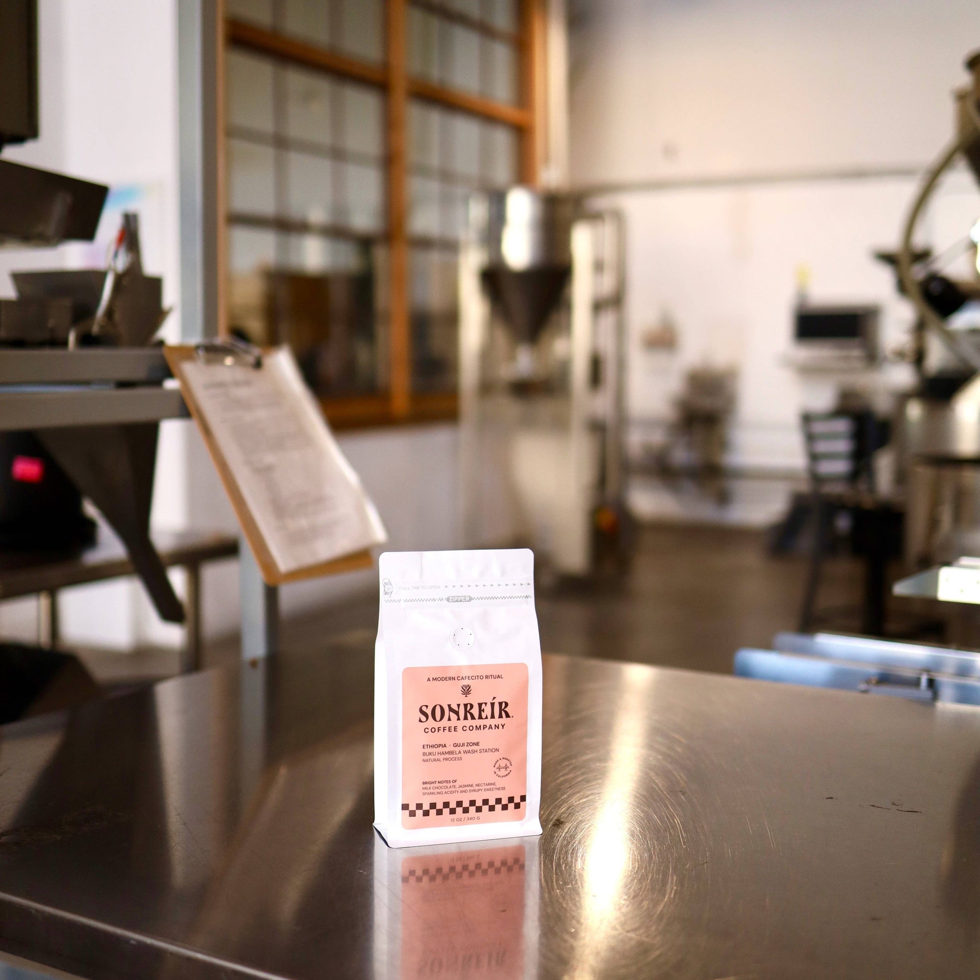 Sonreir Coffee Company - Natural: Whole Bean Coffee - Ethiopia - Guki Buku Hambela Wash Station- Space 