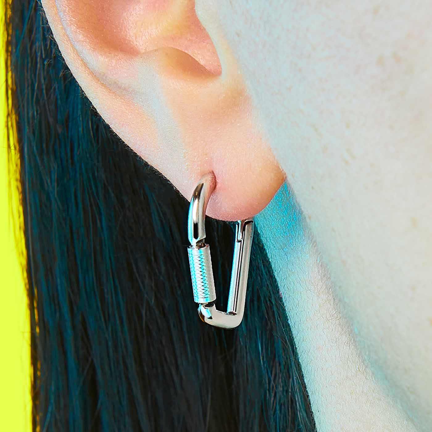 STUDIOCULT - Single Mini Carabiner Earring - Silver