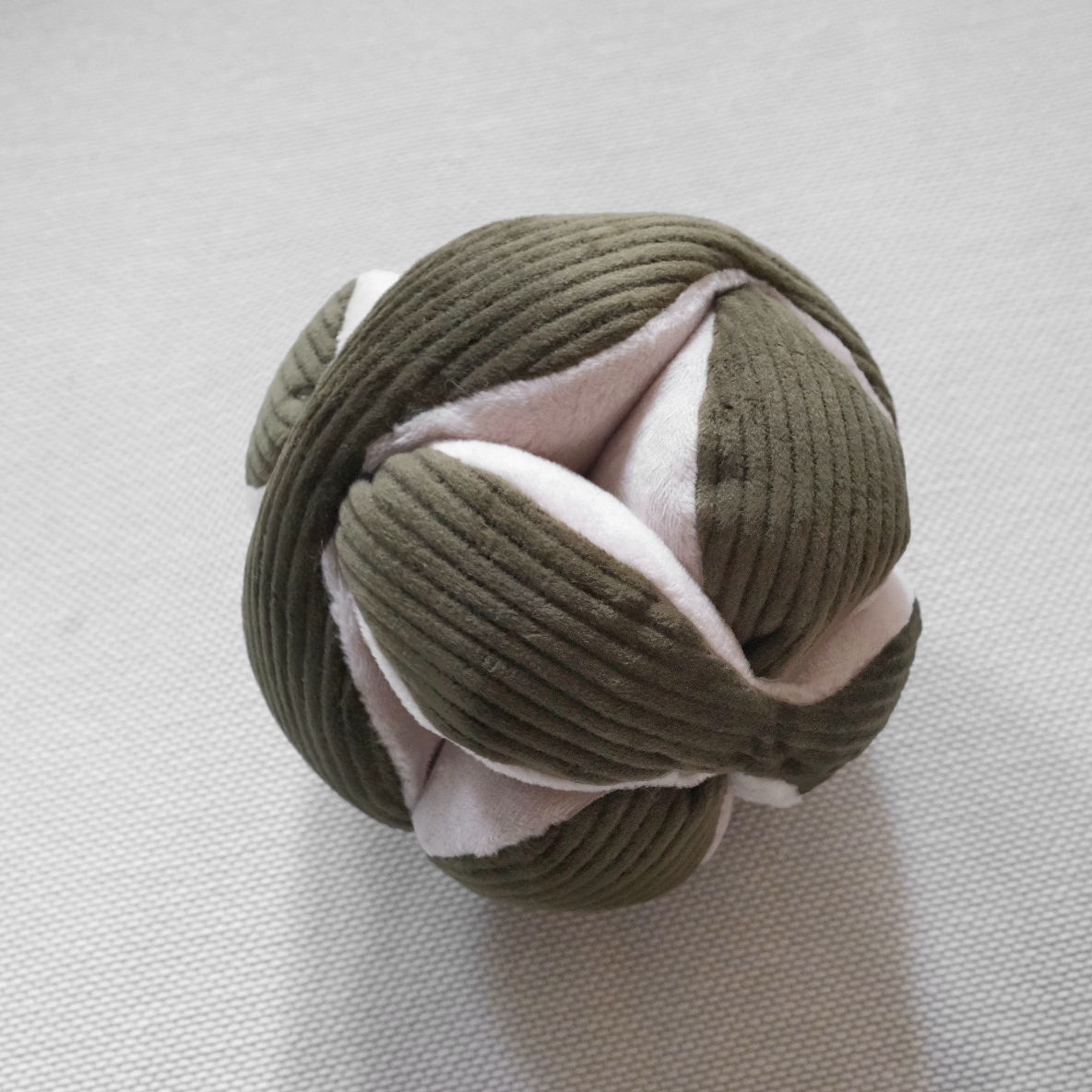 Lambwolf Collective - Monti - Enrichment Dog Toy - Mint