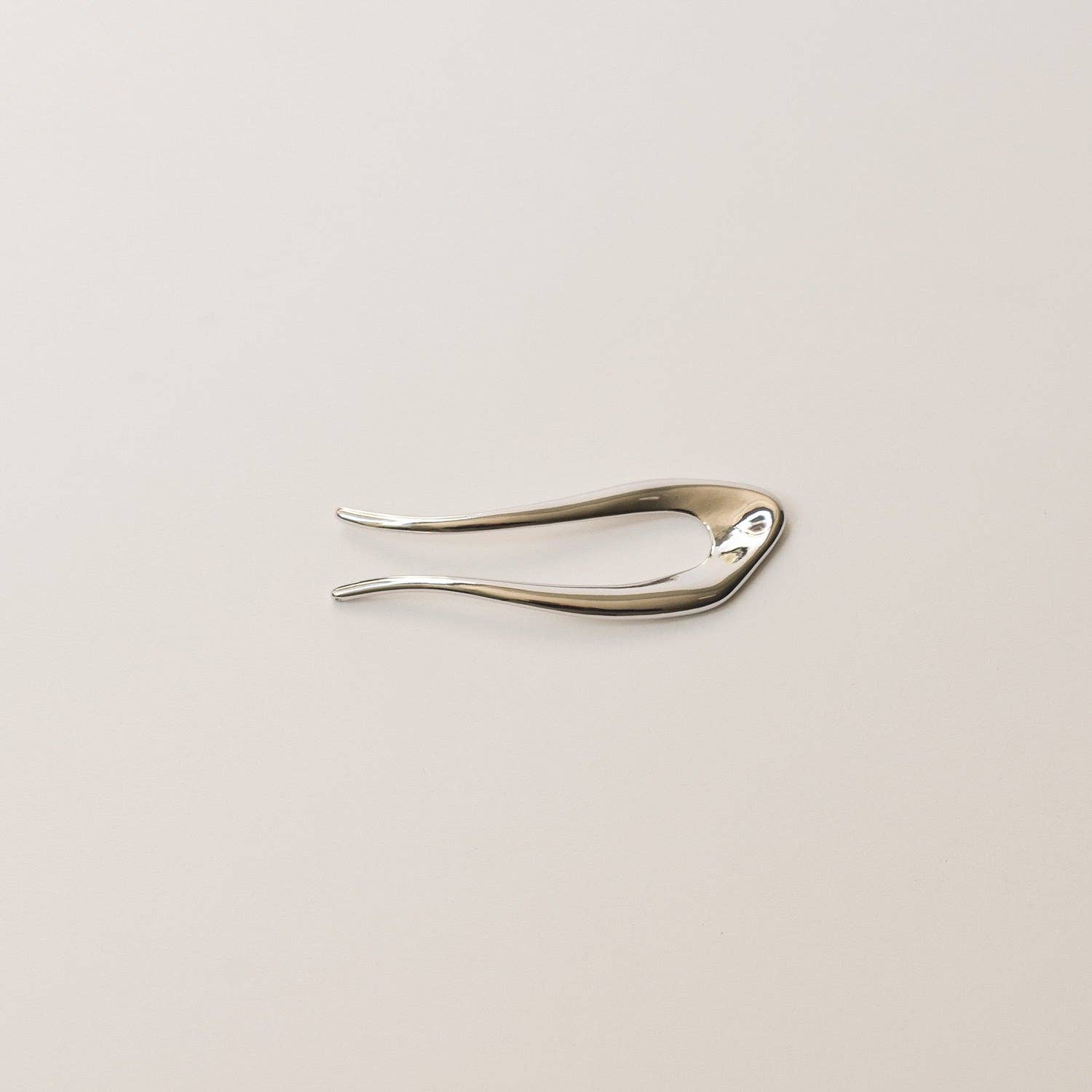 nar'sha - Short U-Shaped Metal Hair Stick - Silver