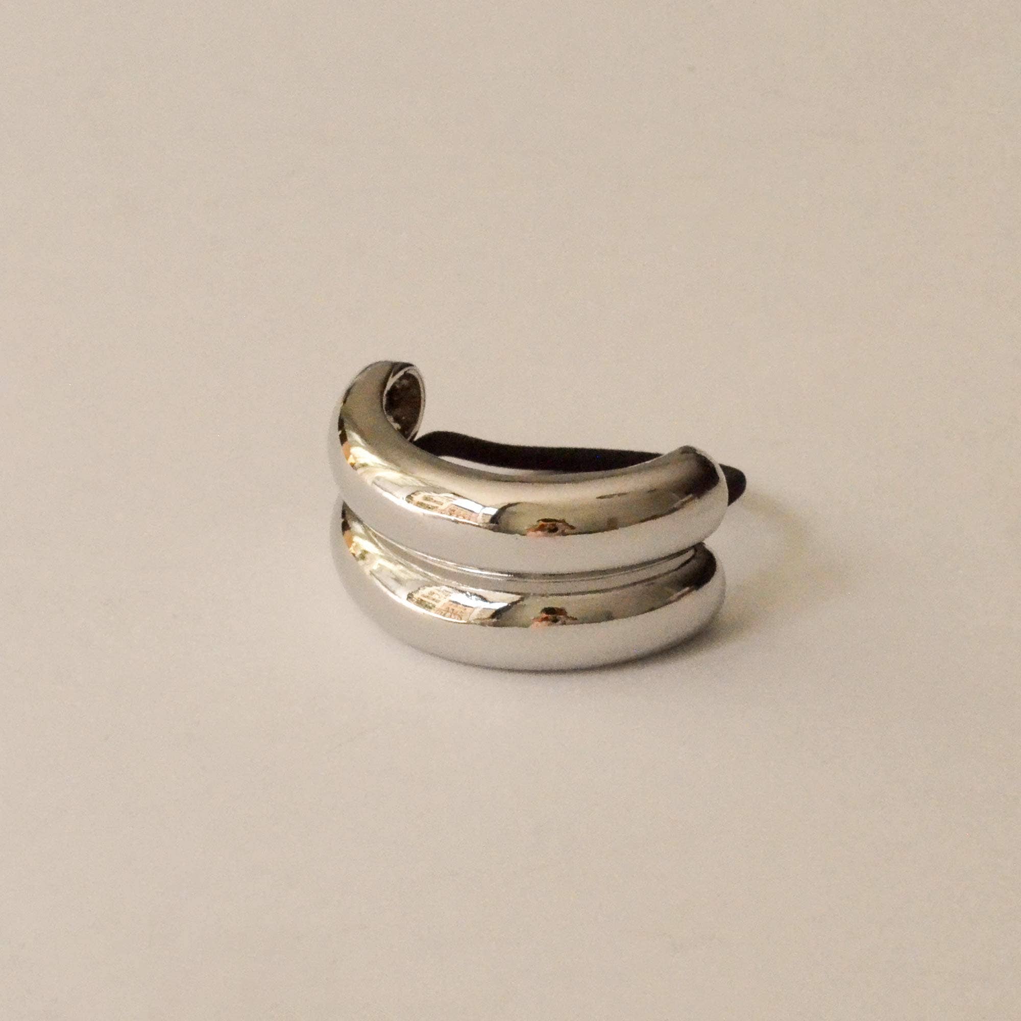 nar'sha - Wide Double Arch Metal Ponytail Hair Tie | Silver