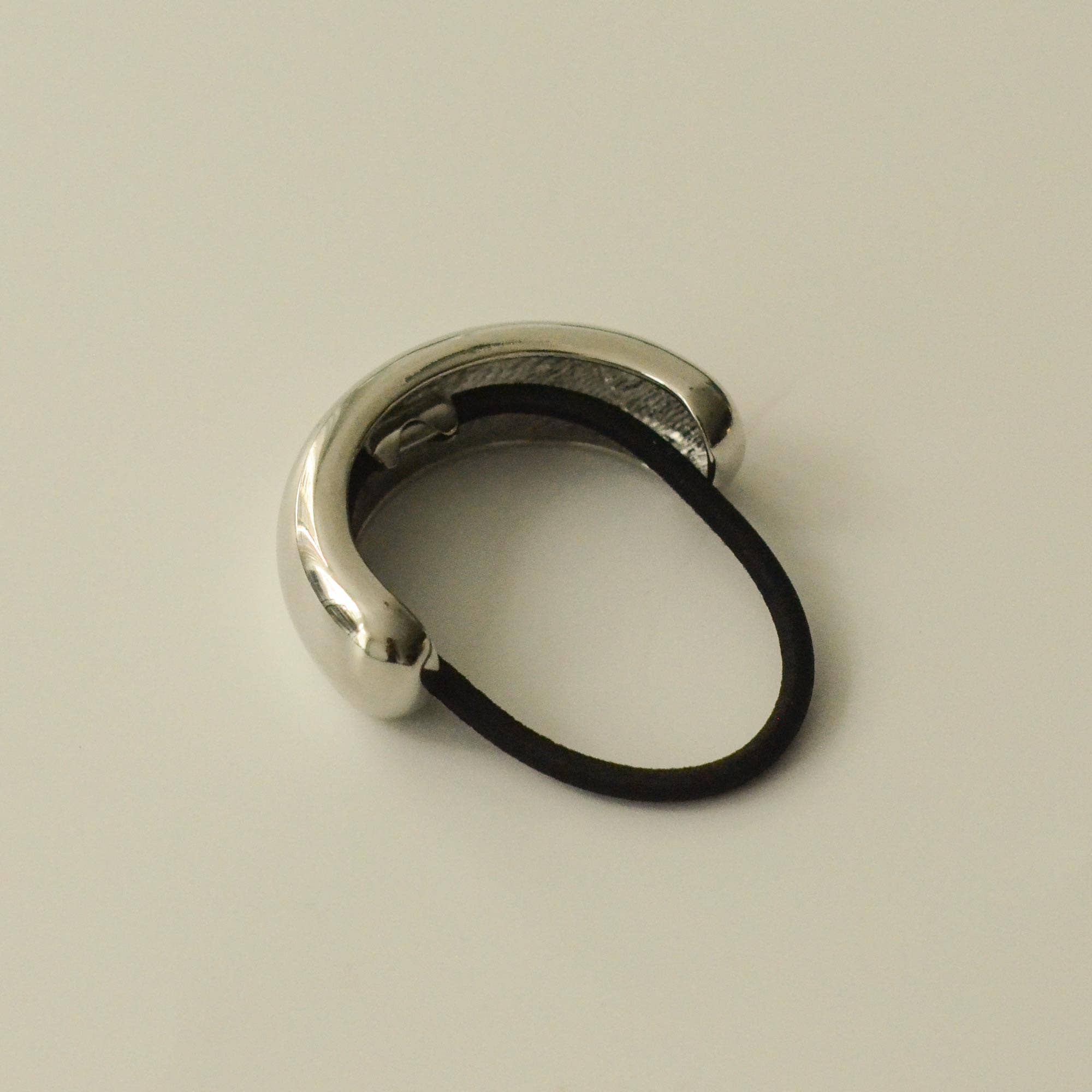 nar'sha - Wide Metal Cuff Hair Tie - Silver