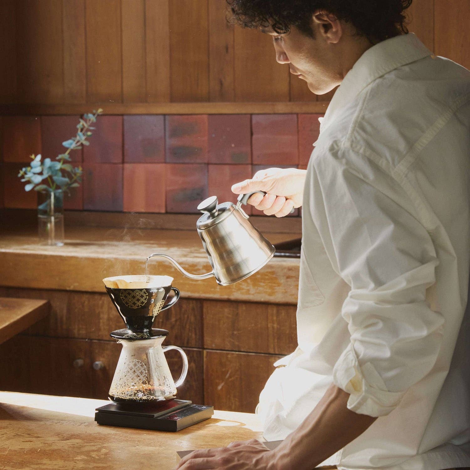 Hario - "Shippou" Glass Server 02: Seven Treasures Pattern