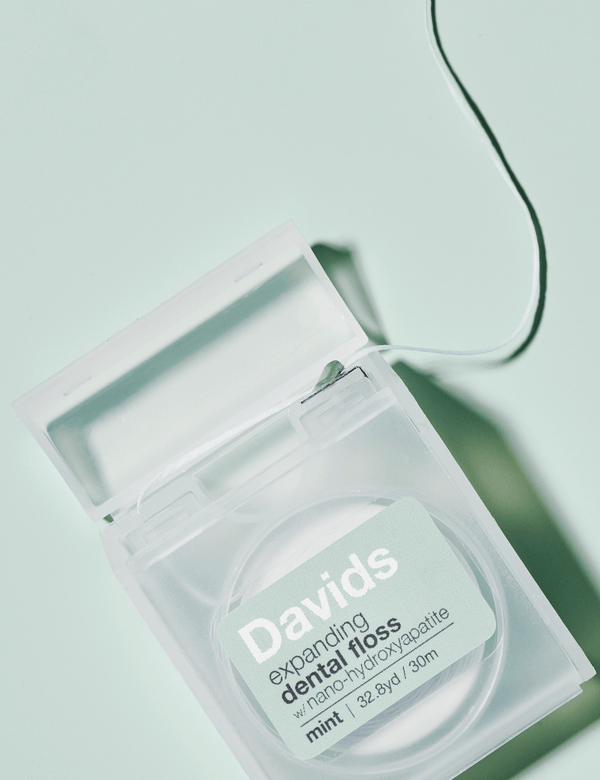 Davids - Expanding Dental Floss - Refillable Dispenser - Mint