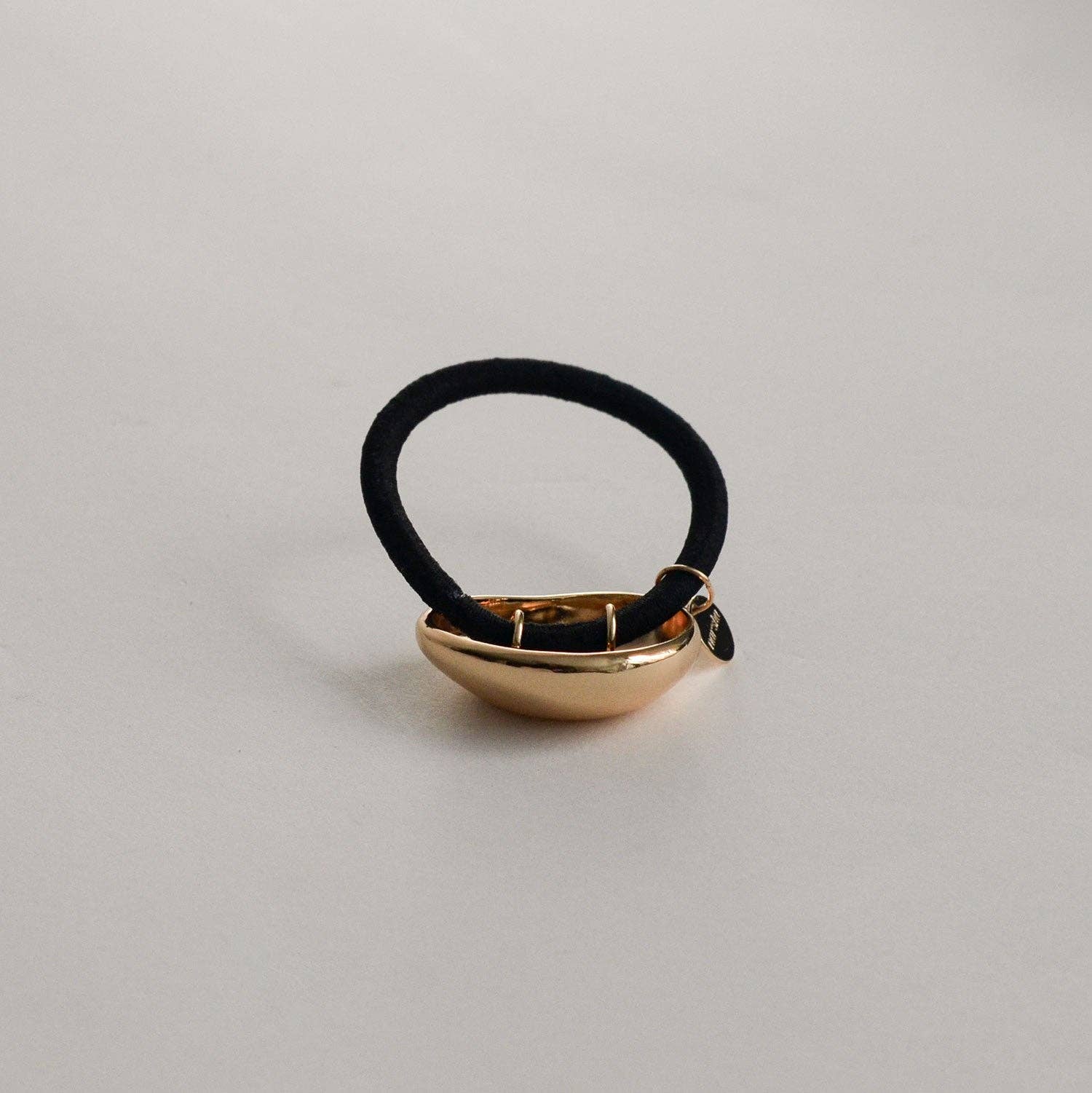 nar'sha - Pebble-Shaped Metal Cuff Hair Tie | Gold