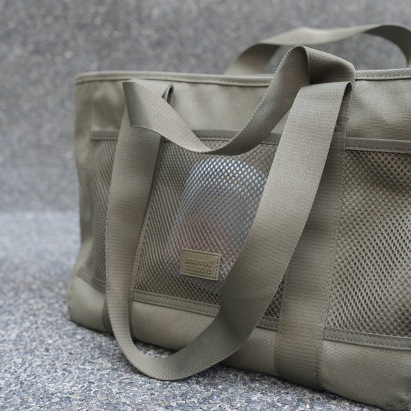 Lambwolf Collective - Subway Pet Carrier - Fern