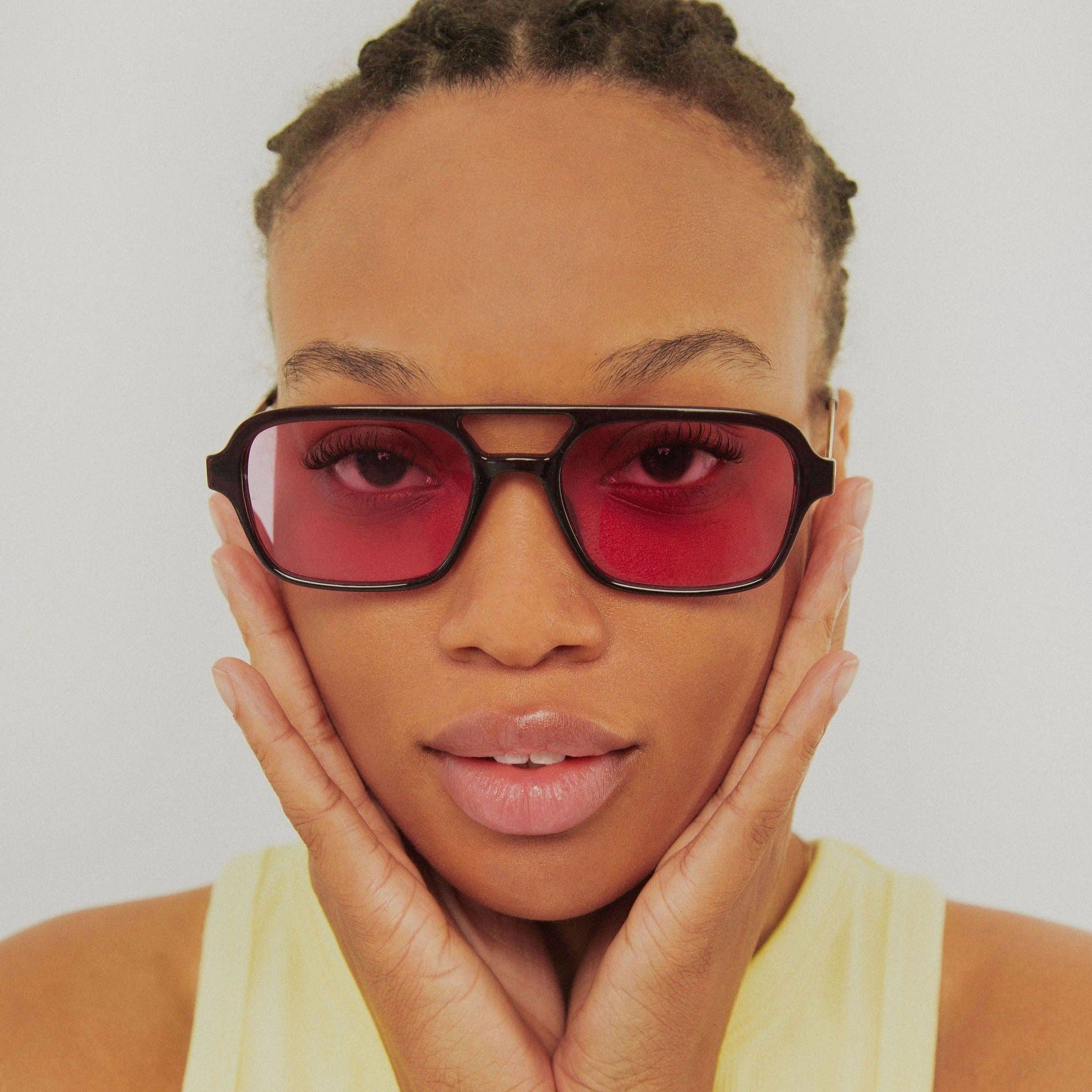 INDY - Ice Cube Sunglasses - Black Cherry