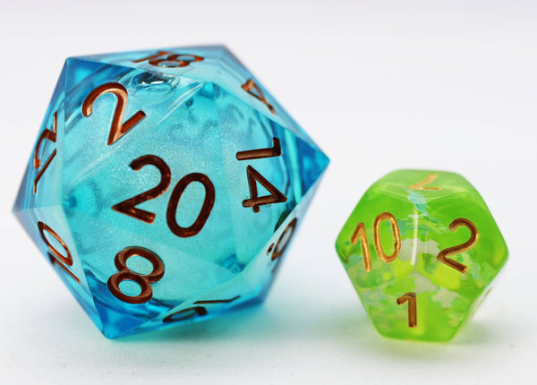 33mm Sharp Edge Liquid Core D20 Dice - Ocean Swirl