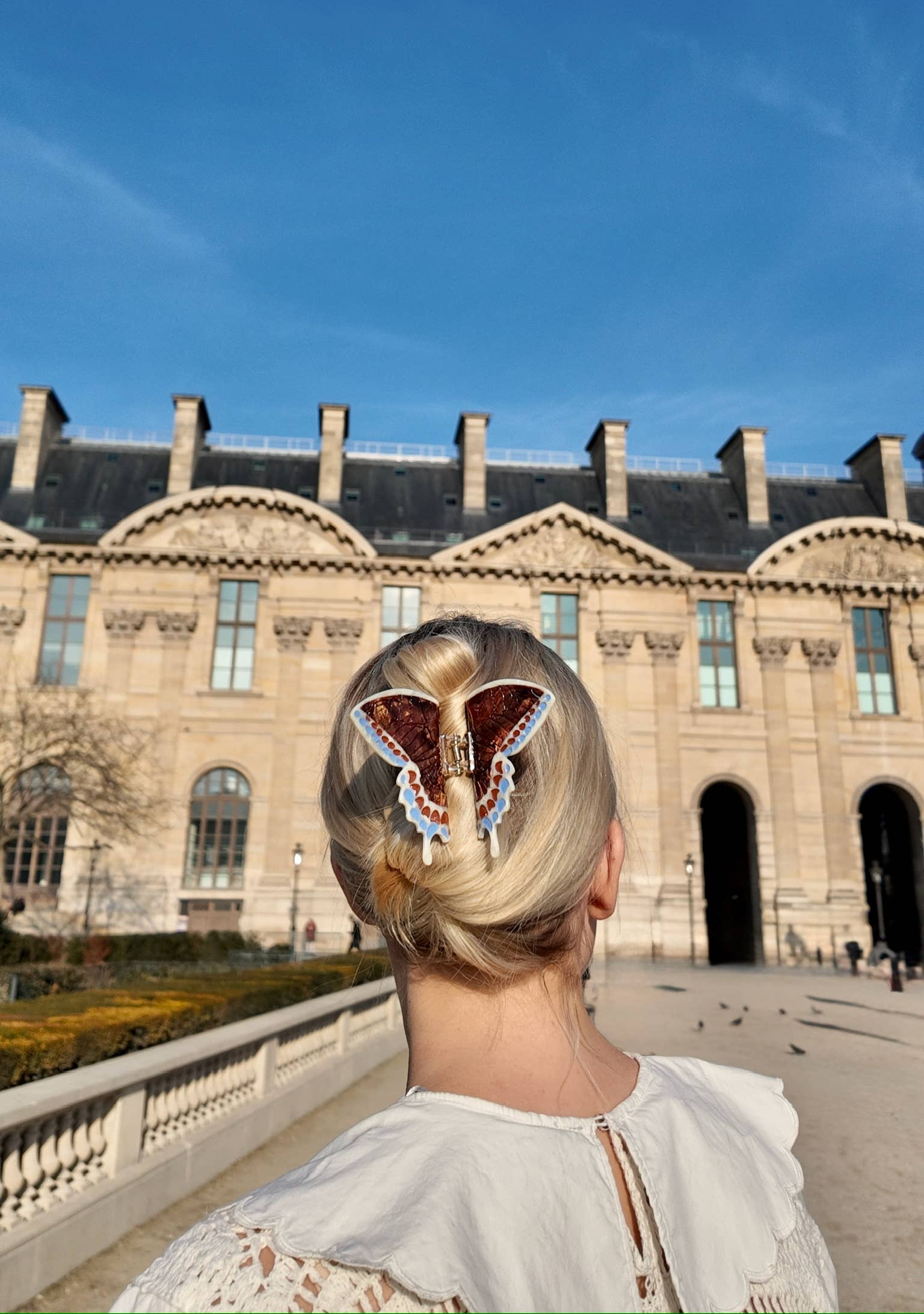 Solar Eclipse - Hand-Painted Swallowtail Butterfly Claw Hair Clip - White